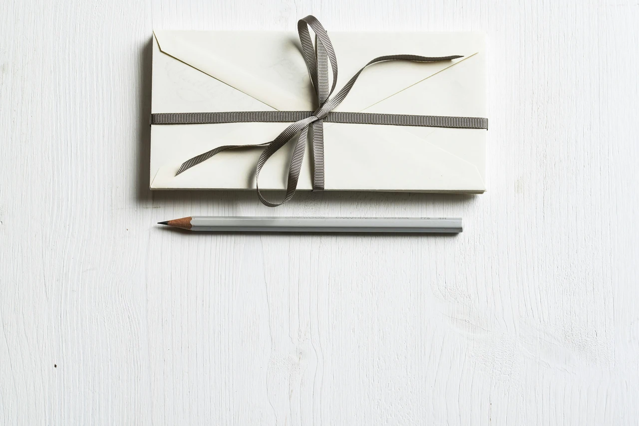 Attenzione alle truffe con carte regalo nei supermercati: i 3 segnali secondo la Polizia Postale Attenzione alle truffe con carte regalo nei supermercati: i 3 segnali secondo la Polizia Postale
