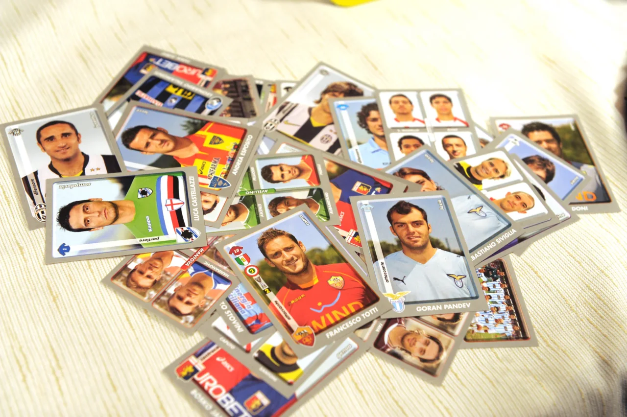 Questa figurina Panini anni ’80 può valere più di un viaggio: controlla se ce l’hai Questa figurina Panini anni ’80 può valere più di un viaggio: controlla se ce l’hai