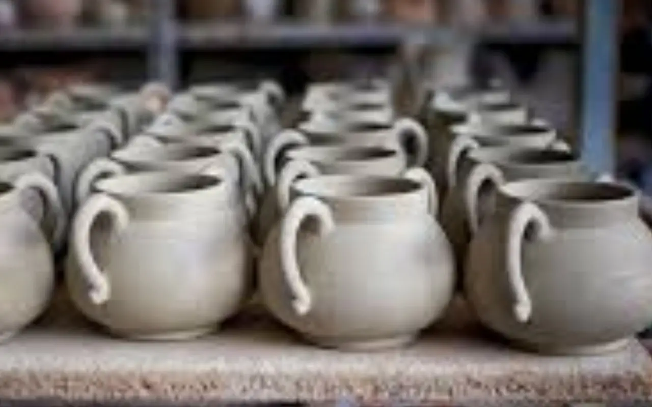 Scopri le 4 ceramiche italiane storiche che oggi valgono una fortuna secondo la Federazione Antiquari Scopri le 4 ceramiche italiane storiche che oggi valgono una fortuna secondo la Federazione Antiquari