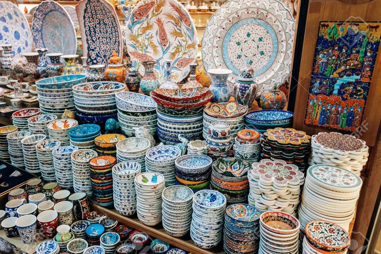 Scopri le 4 ceramiche italiane storiche che oggi valgono una fortuna secondo la Federazione Antiquari Scopri le 4 ceramiche italiane storiche che oggi valgono una fortuna secondo la Federazione Antiquari