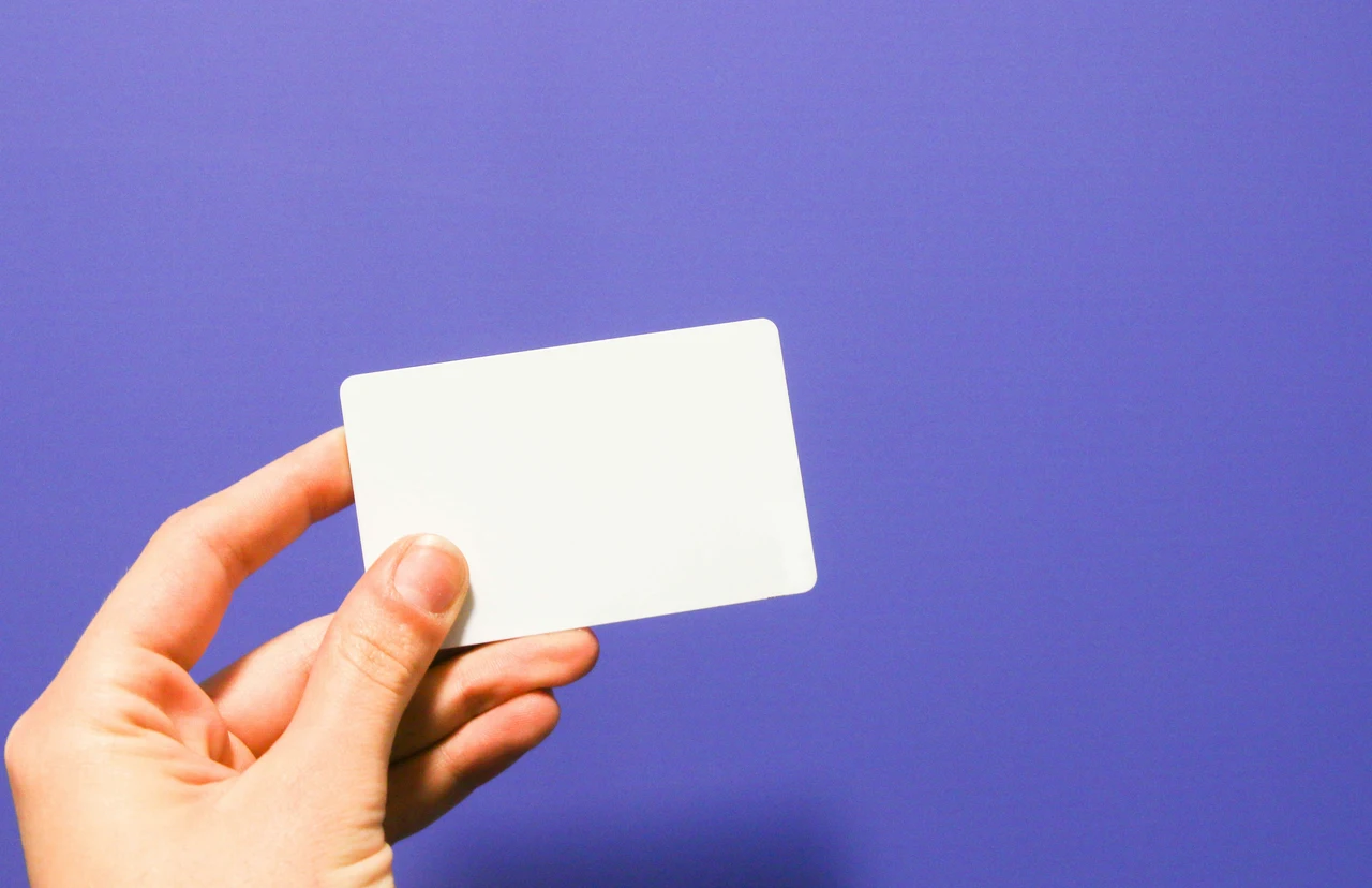 Come ottenere subito la Social Card da 1000 euro: la guida rapida aggiornata secondo il CAF Come ottenere subito la Social Card da 1000 euro: la guida rapida aggiornata secondo il CAF