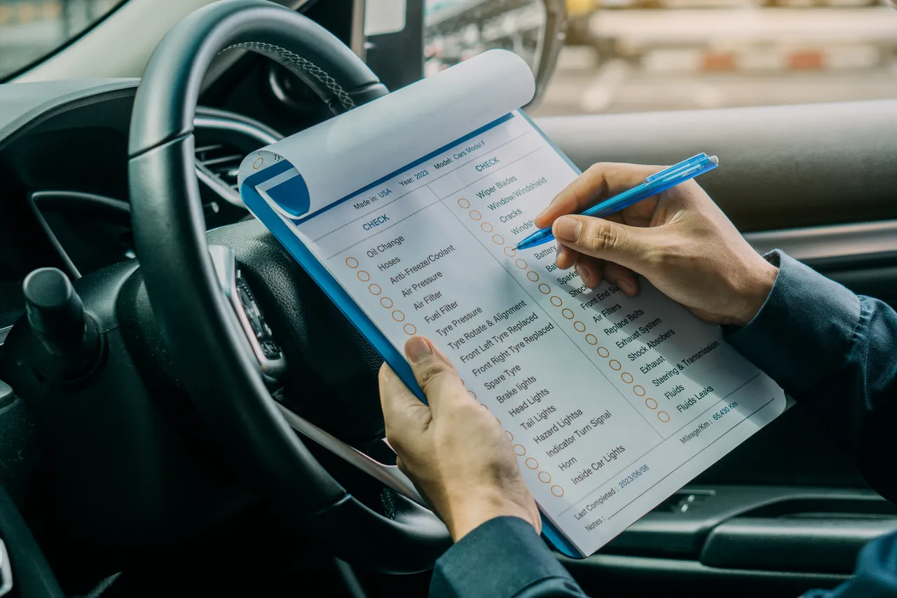 Come prenotare la revisione auto over 70 senza errori: i controlli chiave spiegati dalla Motorizzazione Come prenotare la revisione auto over 70 senza errori: i controlli chiave spiegati dalla Motorizzazione