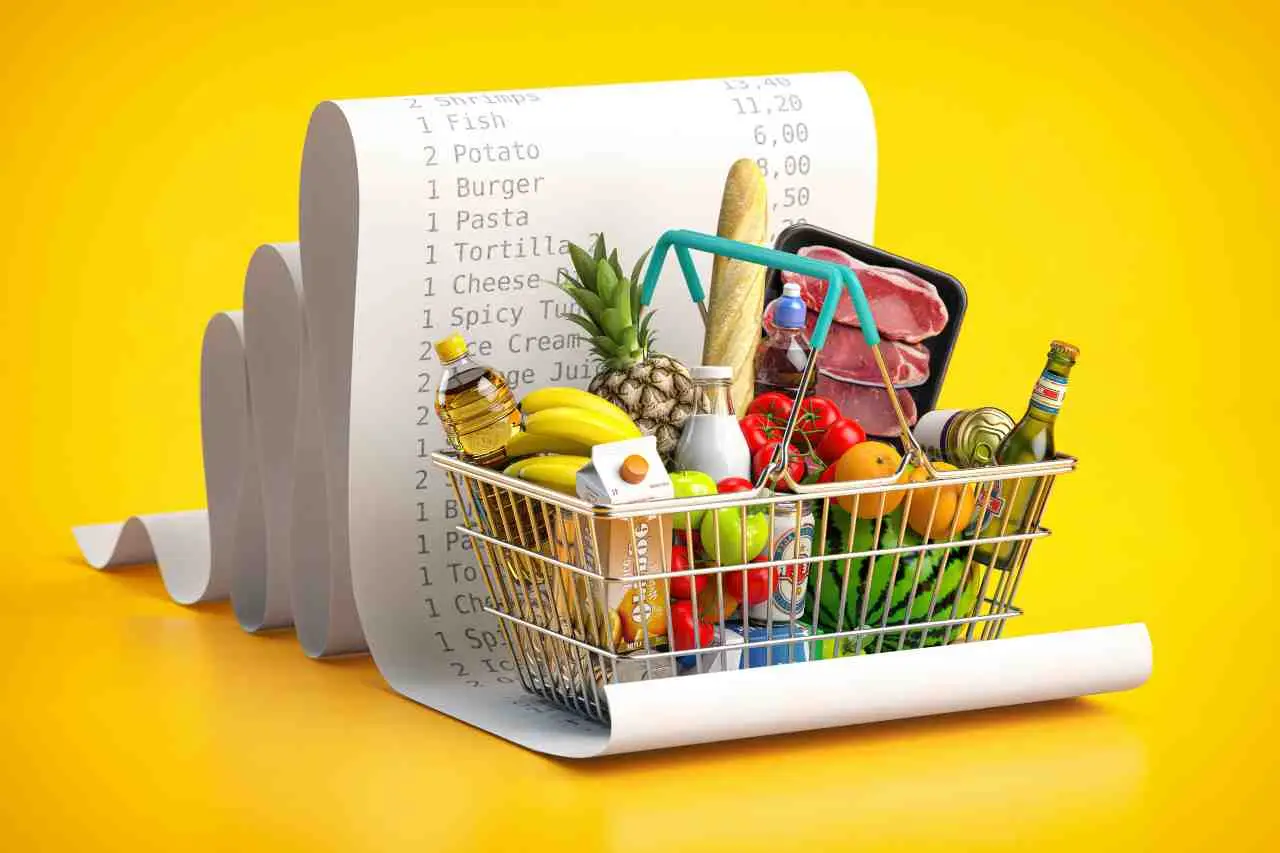 Come risparmiare sulla spesa settimanale: ecco la guida per i supermercati italiani Come risparmiare sulla spesa settimanale: ecco la guida per i supermercati italiani